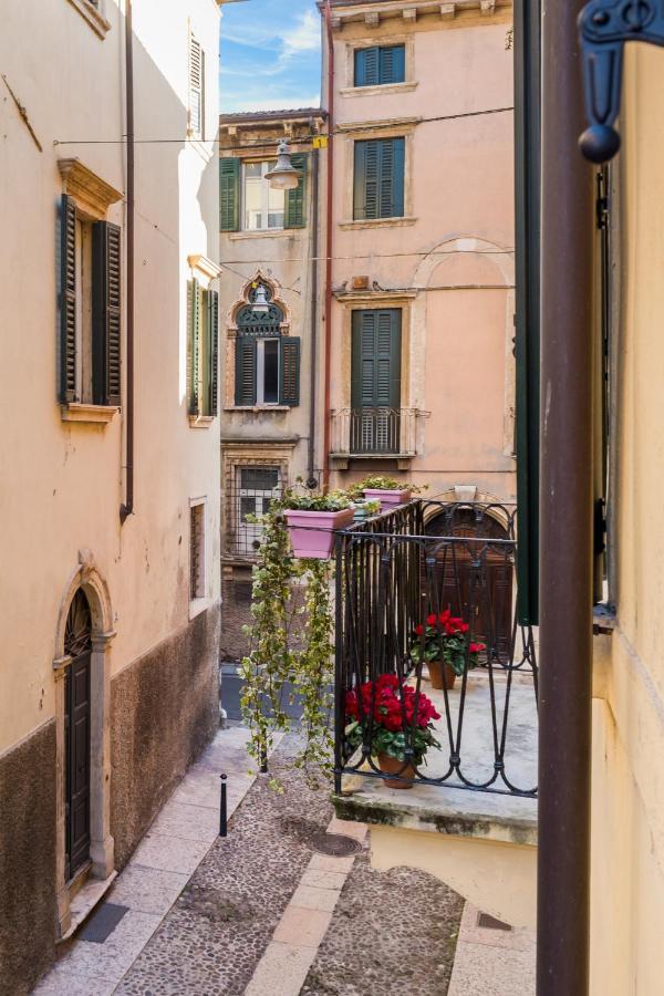 شقة Flats4Rent Casa Di Tea فيرونا المظهر الخارجي الصورة
